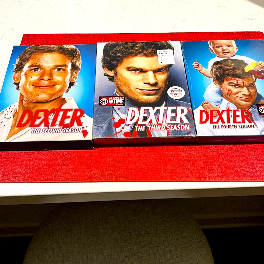 DEXTER SERIES SEASON TWO, THREE & FOUR 📀 DVDS